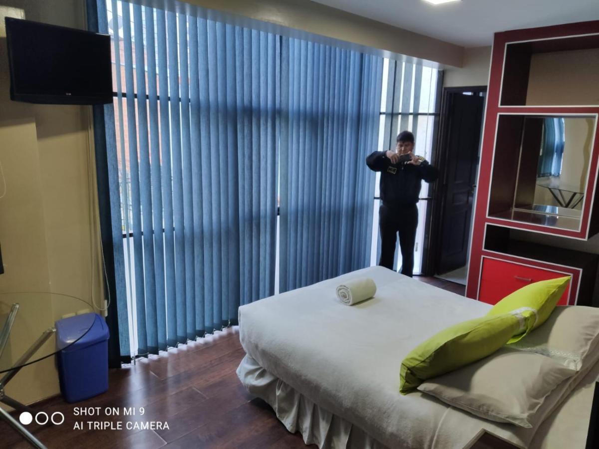 Hostal Naval 호텔 라파스 외부 사진